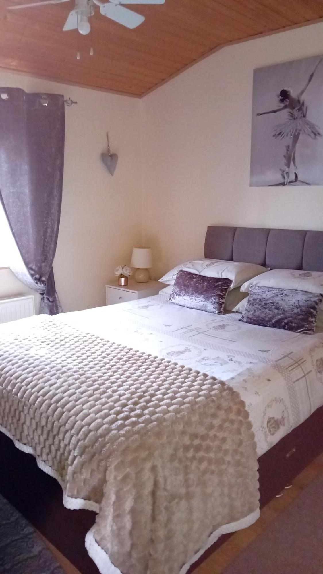Baytree Lodge At Three Lochs Holiday Park, New Ask About Our Packages Birthday ,Anniversary,Family,Pamper Packages Available Balminnoch Zewnętrze zdjęcie