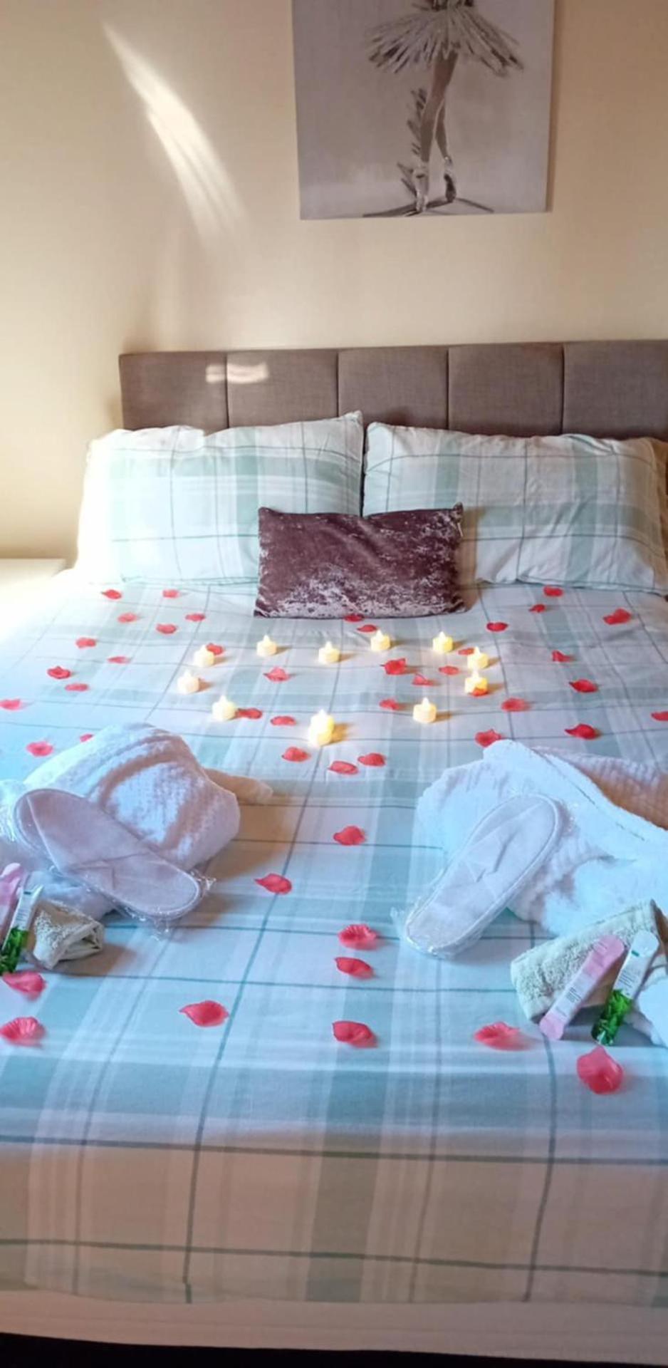 Baytree Lodge At Three Lochs Holiday Park, New Ask About Our Packages Birthday ,Anniversary,Family,Pamper Packages Available Balminnoch Zewnętrze zdjęcie